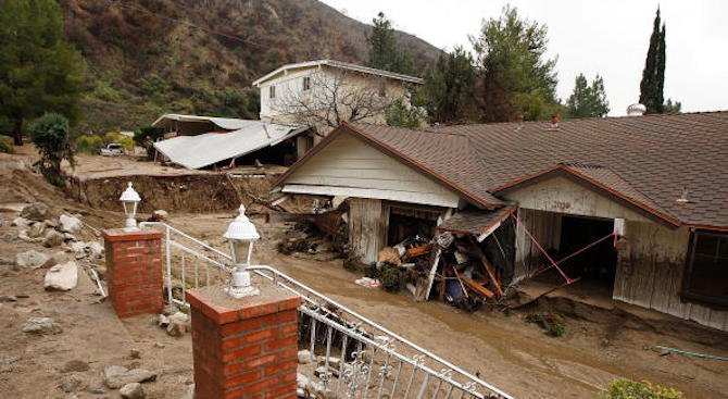 15 са вече жертвите на калните свлачища в Калифорния (видео)