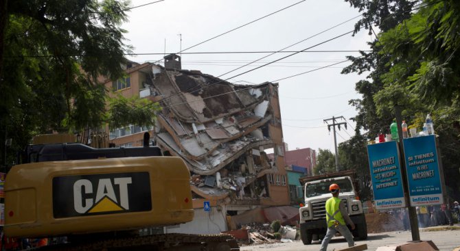 МВнР: Няма данни за жертви при земетресението в Мексико