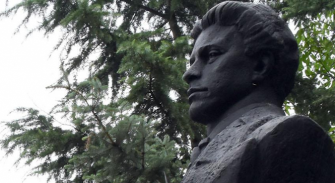 В Пазарджик почетоха паметта на Васил Левски