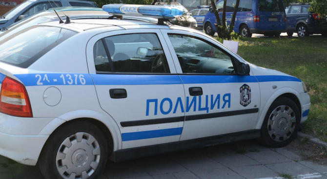 Полицията в Перник издирва 80-годишен мъж