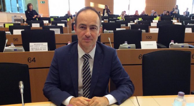 Андрей Ковачев стана евродепутат на годината (видео)