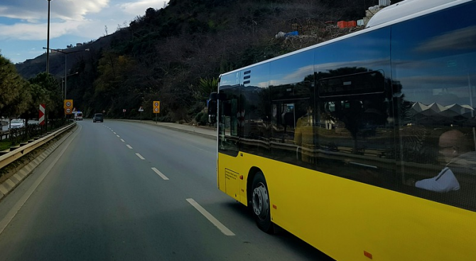 20 автобуса с българи са били забавени на сръбско-унгарската граница