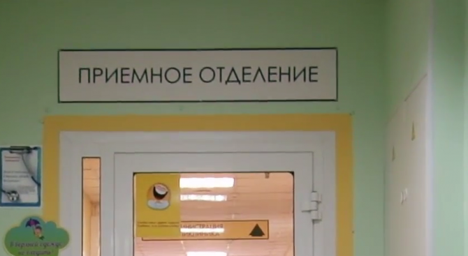 Дете, оцеляло по чудо при пожара в руския мол, загуби семейство си (видео)