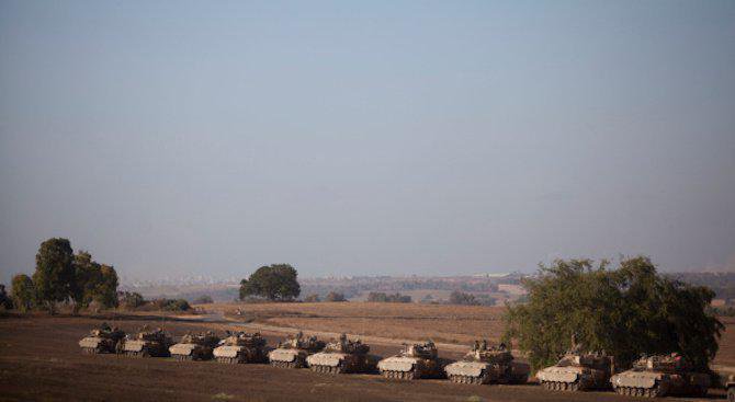 Израелските войски раниха 13 палестинци при границата с ивицата Газа