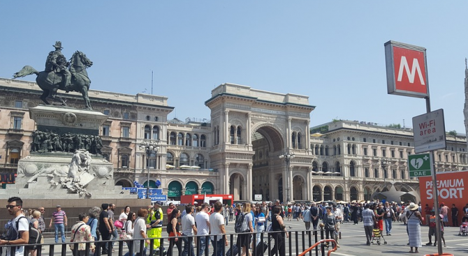 2 загинали и 3 трима ранени при нощни улични нападения в Милано