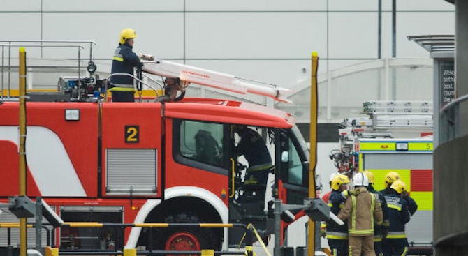 Пожар на влекач на летището във Франкфурт отложи полет за Филаделфия