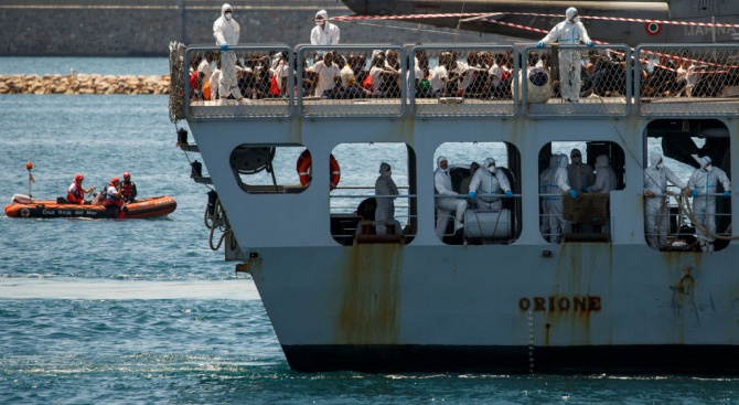 Испанската морска спасителна служба е спасила 152-ма мигранти