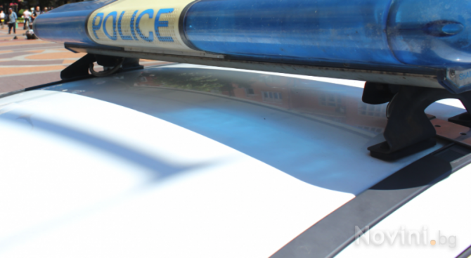 Шофьор се опита да подкупи с 50 евро пътни полицаи 