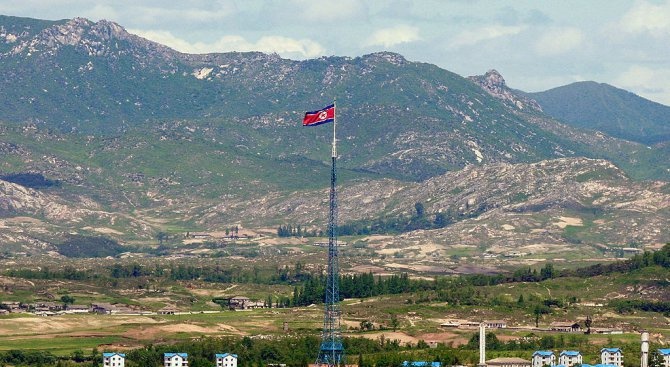 Въпреки обещанията: Пхенян продължава работа по ядрената си програма