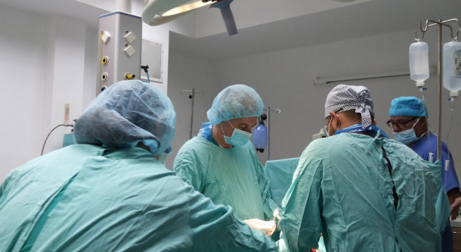 Лекари остраниха тумор с размерите на бебе 