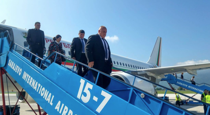 Борисов пристигна в Сараево. Започна срещата му с Денис Звиздич (обновена+снимки+видео)