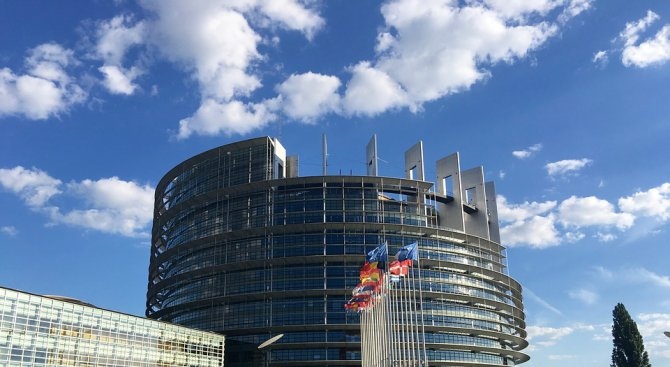 Европарламентът не прие спорен закон за авторските права