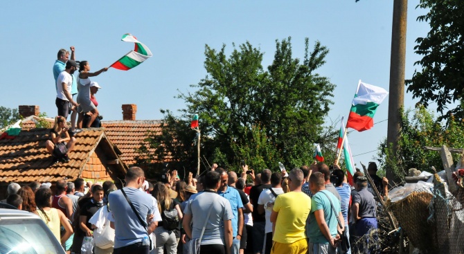 Протестиращи: БСП и Корнелия Нинова нямат нищо общо с организирането на протестите в Странджа