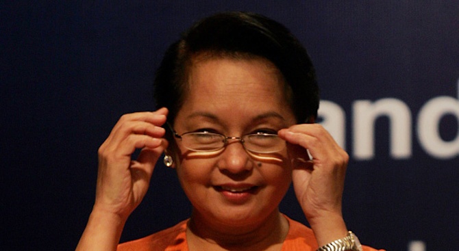Експрезидентка на Филипините бе избрана за шеф на парламента
