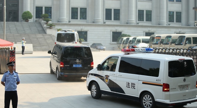 Пекин: Има задържан за взрива пред посолството на САЩ