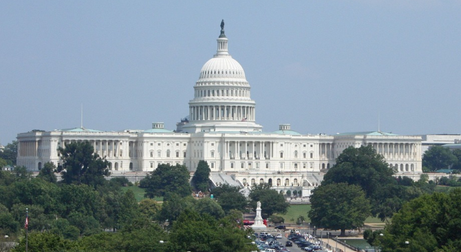 Американски сенатори  внесоха законопроект за нови санкции срещу Русия