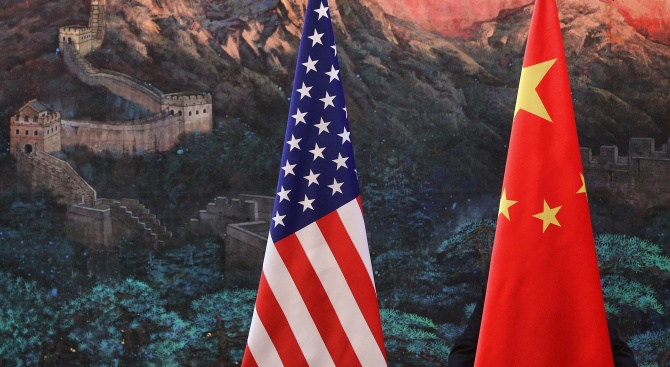 Държавни медии: Китай показва сдържаност, САЩ опитват да изнудят Пекин