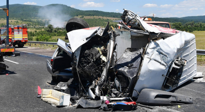 29 души са ранени при пътни инциденти през изминалото денонощие