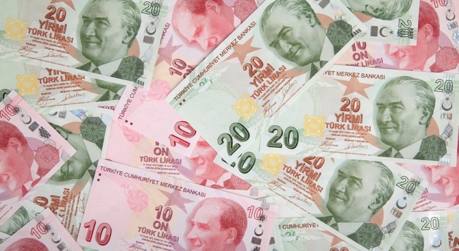 Нов срив и рекордно дъно на турската лира