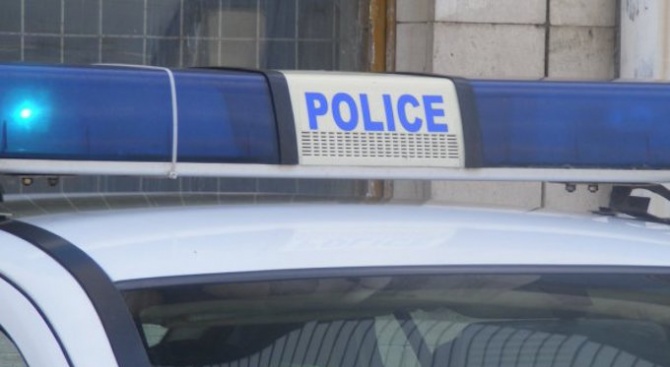 Окрадоха 58-годишна жена на улицата в Мъглиж