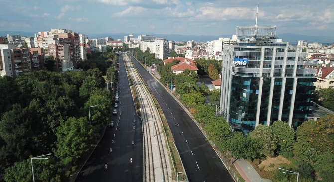 Вижте столичния булевард "България" след ремонта (снимки)