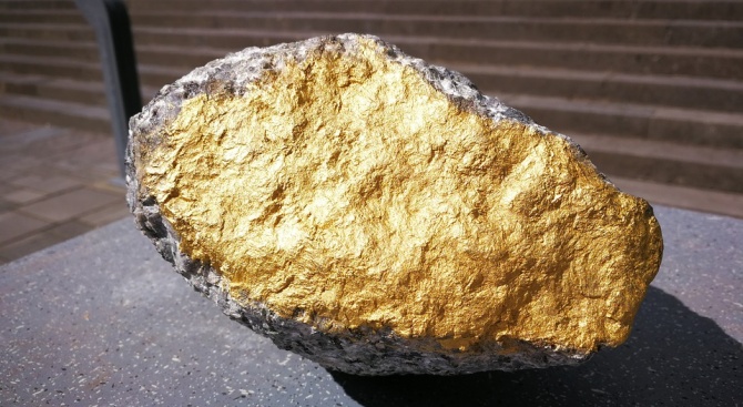 Откриха злато за милиони в австралийска мина (видео)