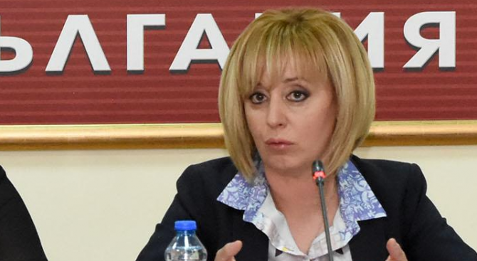 Мая Манолова: Зачестяват жалбите срещу ВиК - операторите