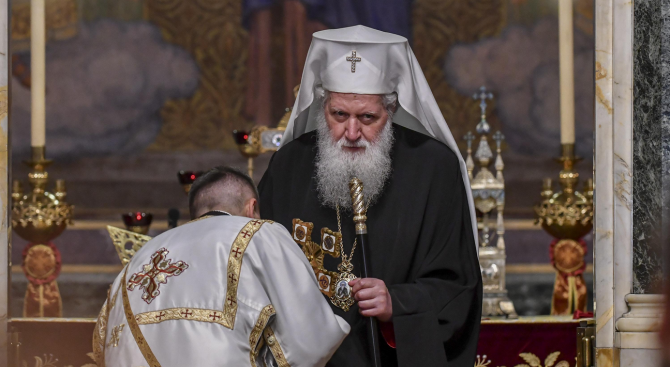 Патриарх Неофит благослови втората кампания "Направи го за България", чрез която деца приемат Светото кръщение 
