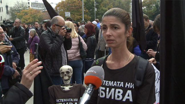 Участничка в протеста: Симеонов няма място в управлението! (видео)