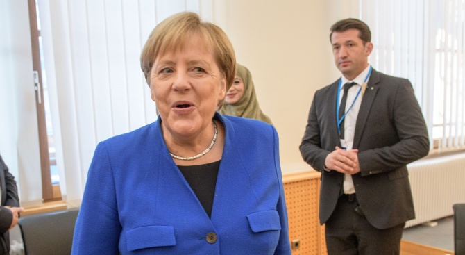 Руска медия: Ангела Меркел пое вината за поражението на партията си
