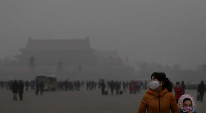 Четири милиарда души в Азия дишат опасно отровен въздух 