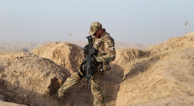 НАТО ще финансира афганистанската армия до 2024 г., заяви президентът на Афганистан