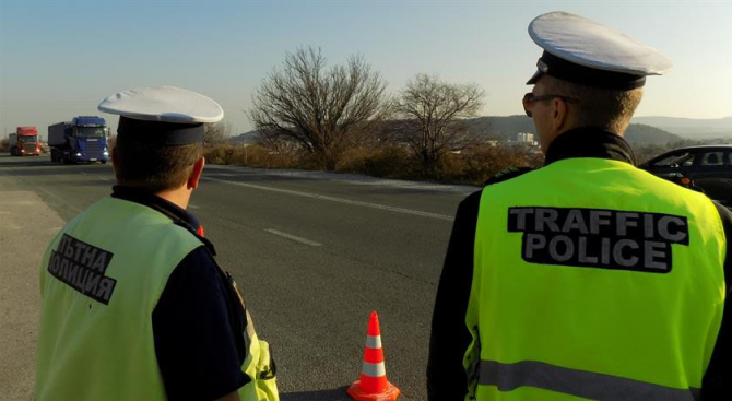 Пътна полиция с апел към всички шофьори и пешеходци