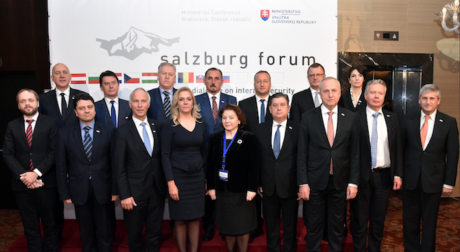Зам.-министърът на МВР представи България на форум в Братислава