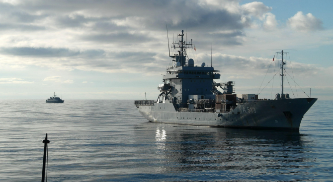 Няма засилено присъствие на военни кораби в Черно море заради кризата между Русия и Украйна