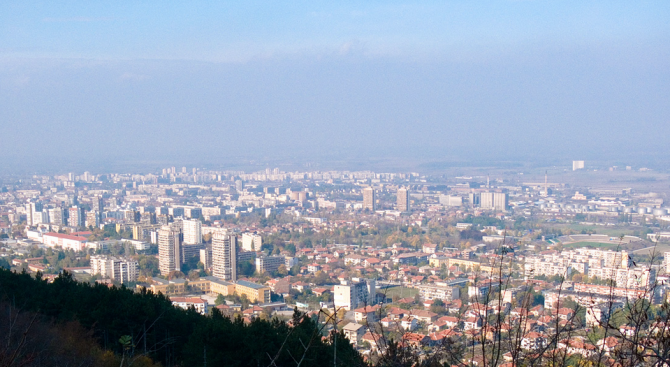 С почти 4 милиона лева по проект във Враца са обновени 15 жилищни сгради