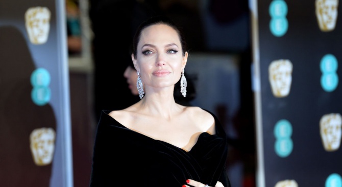 Анджелина Джоли влиза в политиката?