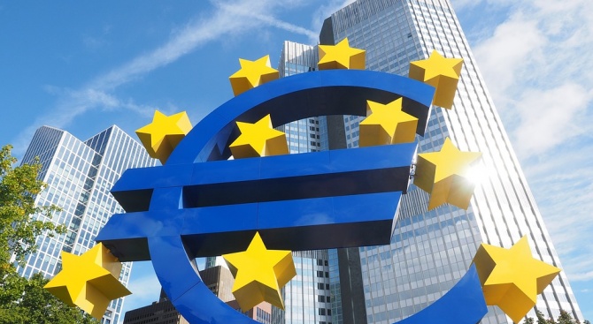 Подем на банковото кредитиране в еврозоната през ноември