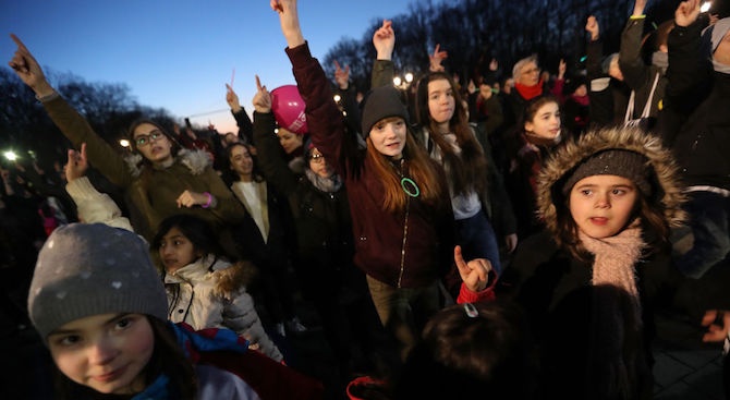 800 души излязоха на протест след смъртта на 4-годишно българче в Кьолн 