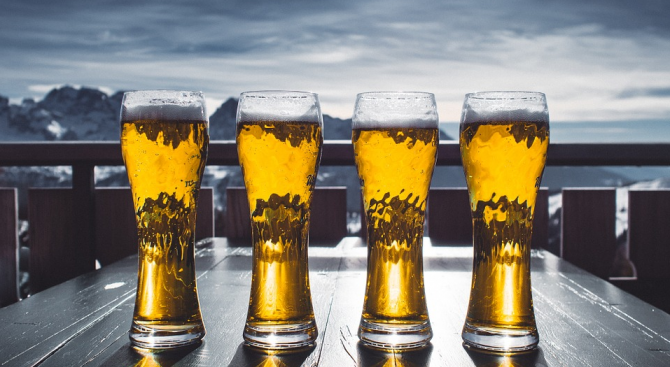 В Австралия раздават безплатна бира заради рекордни горещини