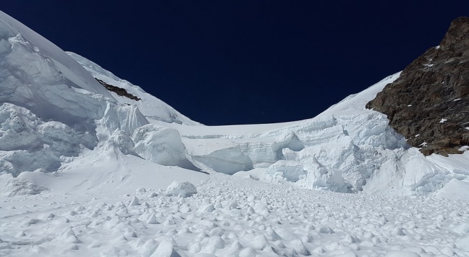 Висока лавинна опасност има в Рила, Пирин и Родопите