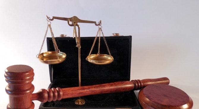 Съдът в Добрич измени мярката  за неотклонение на мъж,  осъден в Германия