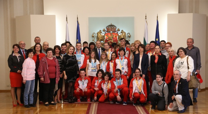 Румен Радев се срещна с атлетите, представили България на Световните Спешъл  Олимпикс игри в Абу Даби 2019