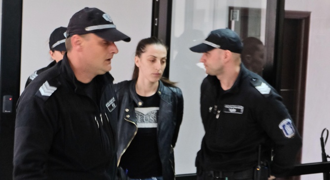Пуснаха от ареста разследващата полицайка, задържана при акцията в Благоевград