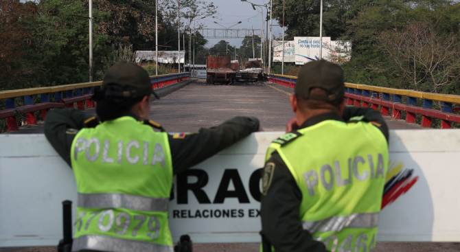Колумбия предложи награда от близо 1 млн. долара за залавяне на бивш бунтовник