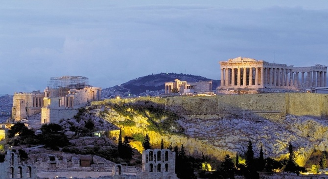 Кметът на Атина подаде оставка, кандидатира се на евроизборите