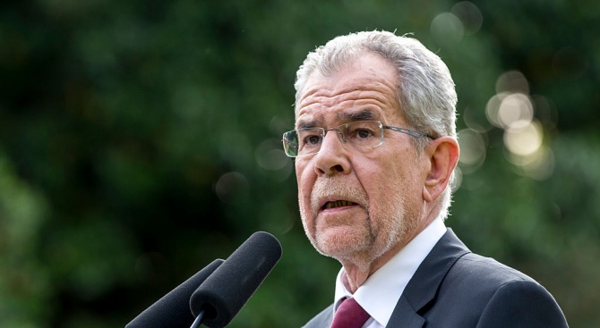 Австрийският президент предложи предсрочните избори да са през септември