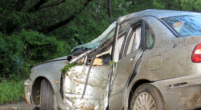Катастрофа на пътя Варна - Бургас: Един мъж е тежко ранен 