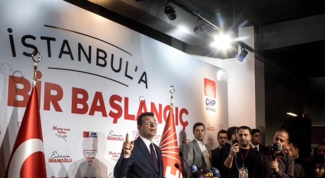 Милиони избиратели ще гласуват днес на изборите за кмет на Истанбул