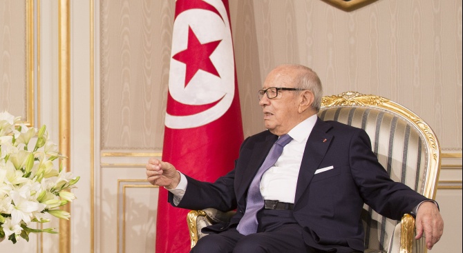 Президентът на Тунис е бил хоспитализиран по спешност